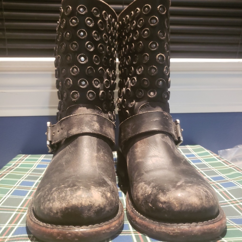Frye Jenna Disc Short Boot
